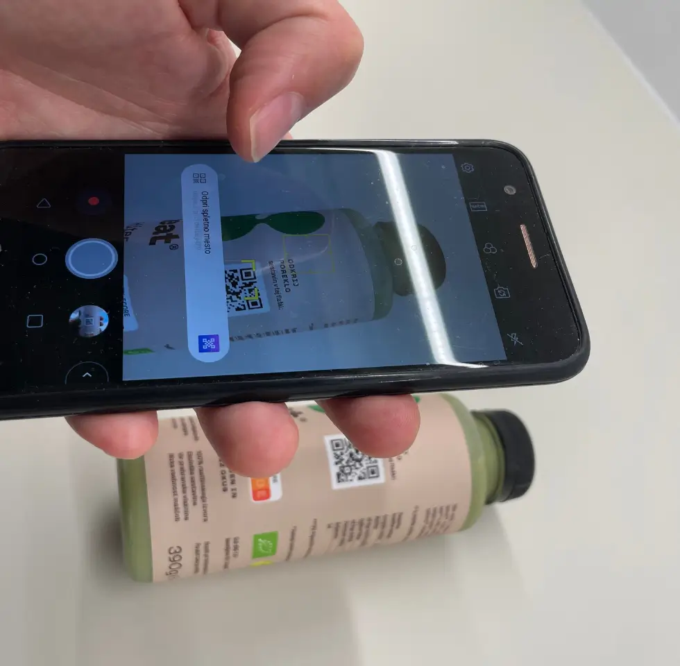 Culinary Cartography: Investigating Real-World Human Experiences with Our Meal-in-a-Bottle